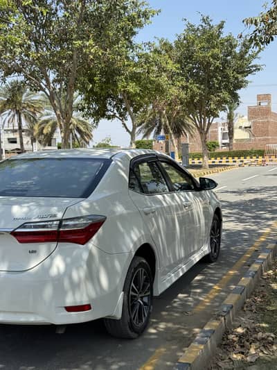 Corolla Altis 18/19