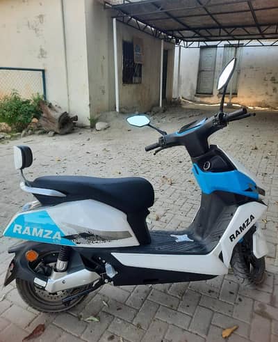 RAMZA M8 Electric Scooty – 80–90 KM Range – New Battery