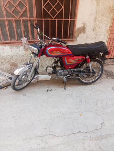 superhero 2013 model 70 cc bike Islamabad number contact 30850 47723