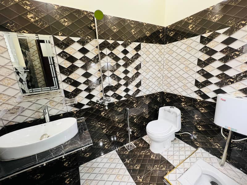 Upper portion for Rent 1