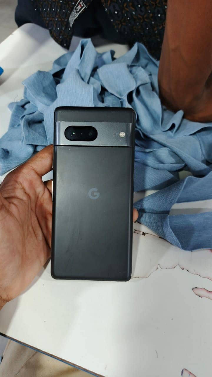 Google pixel 7 1