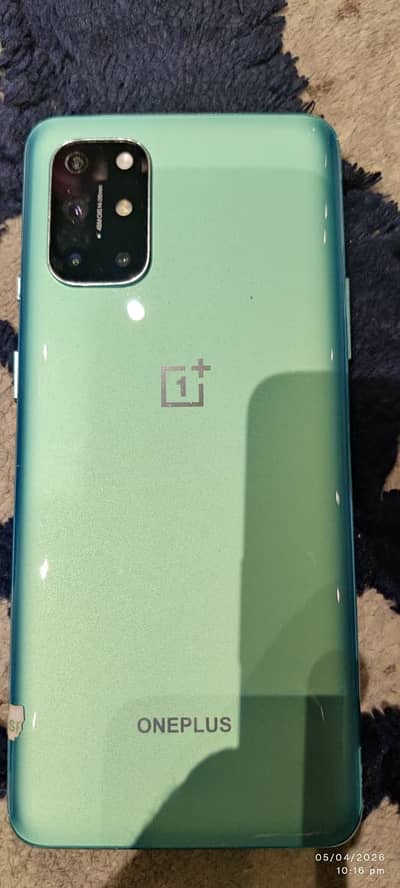 One Plus 8T for sale in good condition
