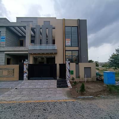 5 Marla Brand New House for Sale Bahria Nasheman Lahore