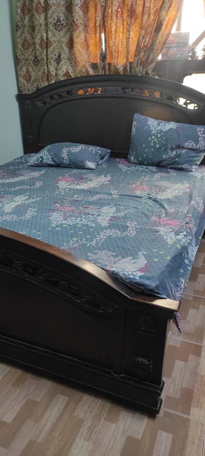 King size Bed in reasonable price!!!