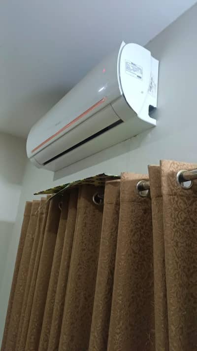 Gree 1.5 Ton Ac  Fairy Series