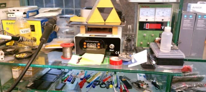 Mac book mobile laptop repairing