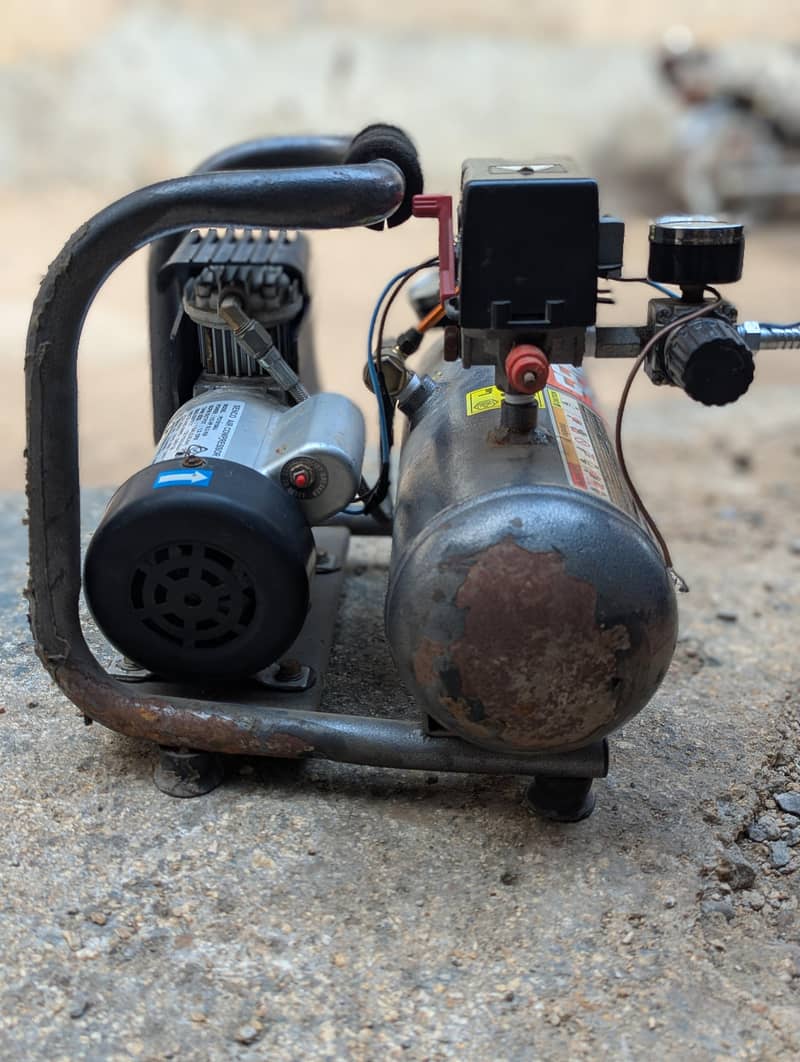 Air compressor 1