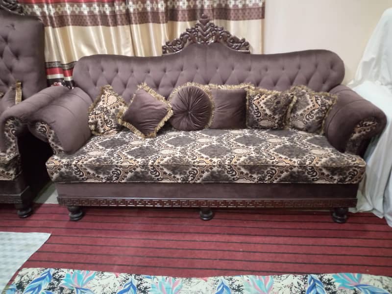 7 Seater Sofa Set. 2