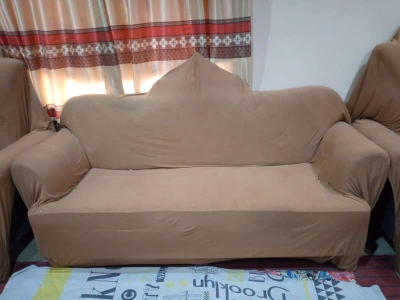 7 Seater Sofa Set. 4
