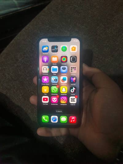 11pro factory unlock 64Gb condition 10/9 penal change but orignal