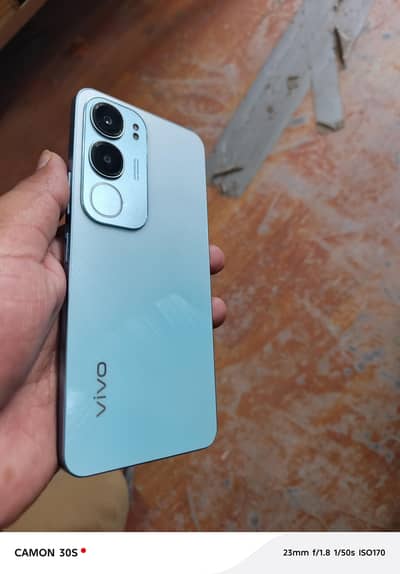 Vivo y19s 6gb ram 128 gb memory