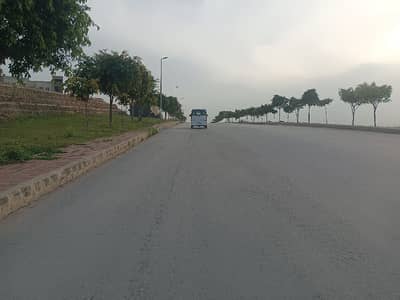 10 Marla Plot Available For Sale Sector L