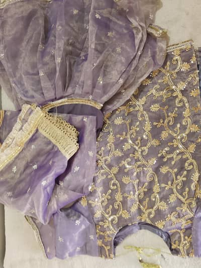 10/7 new condition is party wear