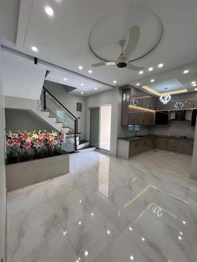 1 Kanal Brand New Luxury Portion Available For Rent In EME