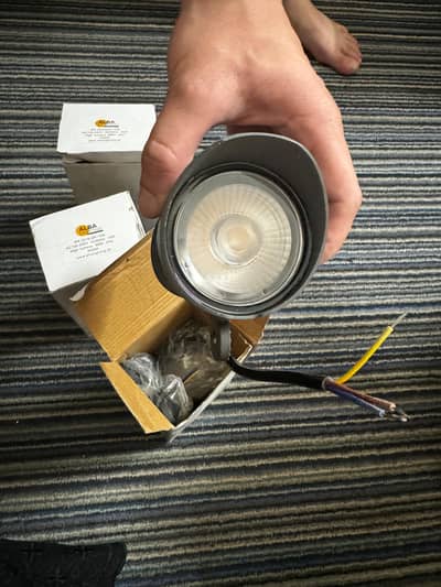 ALBA lights - 15W - 3000k - Brand new packed - Imported lights