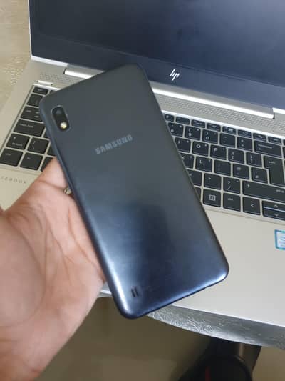 Samsung A10