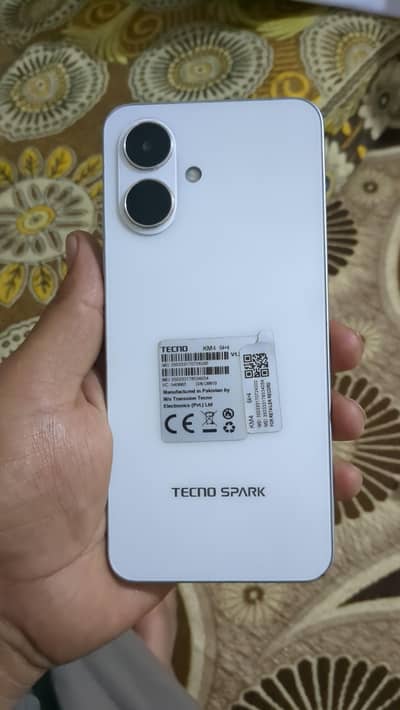 Tecno spark go 2