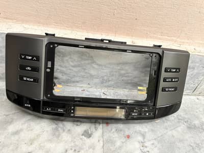 Toyota mark x screen panel