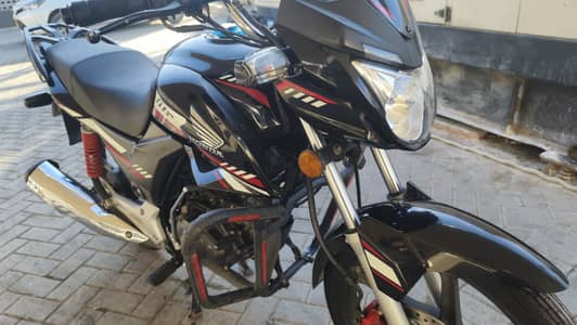 Honda CB 150F 2024