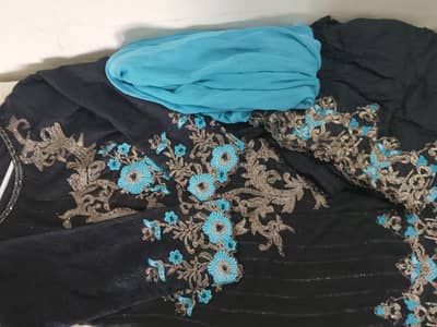 10)8 condition medium size stitched