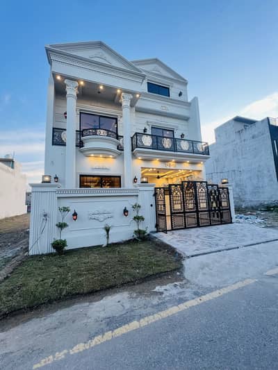 Citi Housing Jhelum 7marla Ultra Luxury Most Expensive Most Beautiful 3 Kitchen House Available For Sale