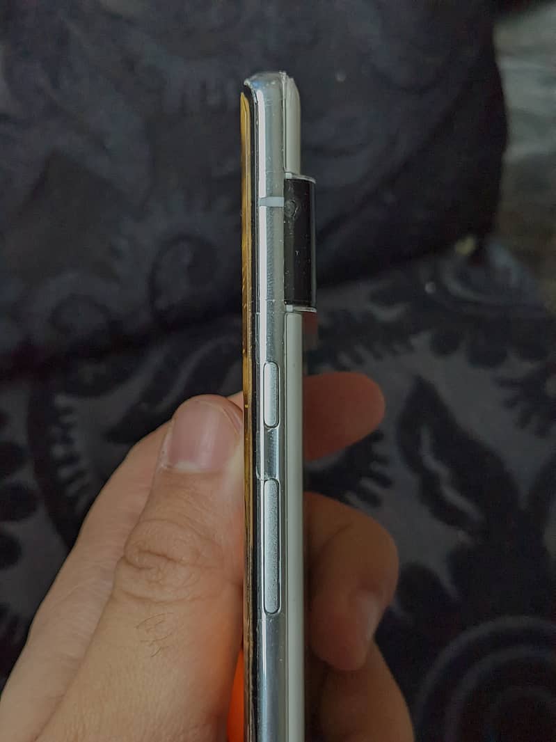 Google Pixel 6 Pro 2