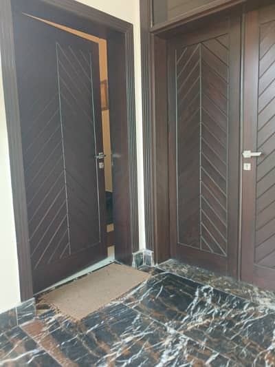 10 marla upper Portion available for rent in iep town sector A