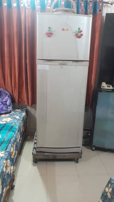 Dawlance full size Refrigerator