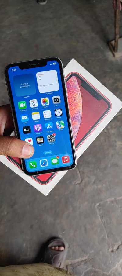 iPhone XR 256GB dual sim PTA aproved with box. 03053372873