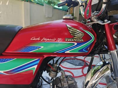 CD 70 2018 model original tanki tapa available condition 10/9