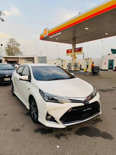 Toyota Altis Grande 2018 I Family used car I B to B Geniune