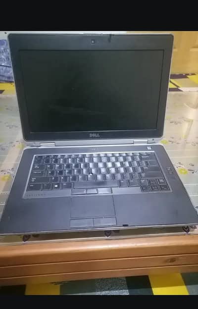 dell i5 second genaration  exchange acha laptop ho Sath pesy dedo gya