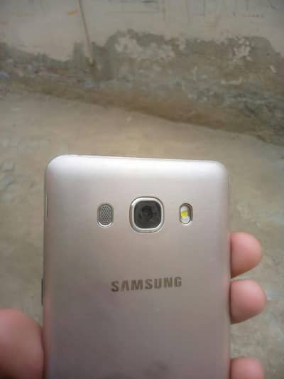 SAMSUNG Galaxy J5 | 100% Ok | Only 3,999 |