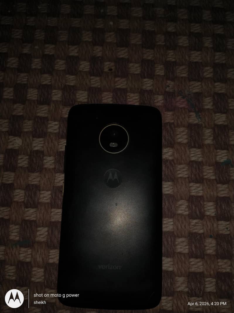mobile moto e4 5