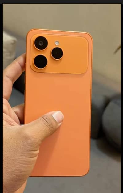 Techno Spark 40 like iphone 17