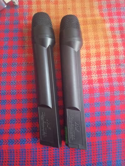 Wireless Handheld Microphone VHF 200 - 280 MHz For Sale