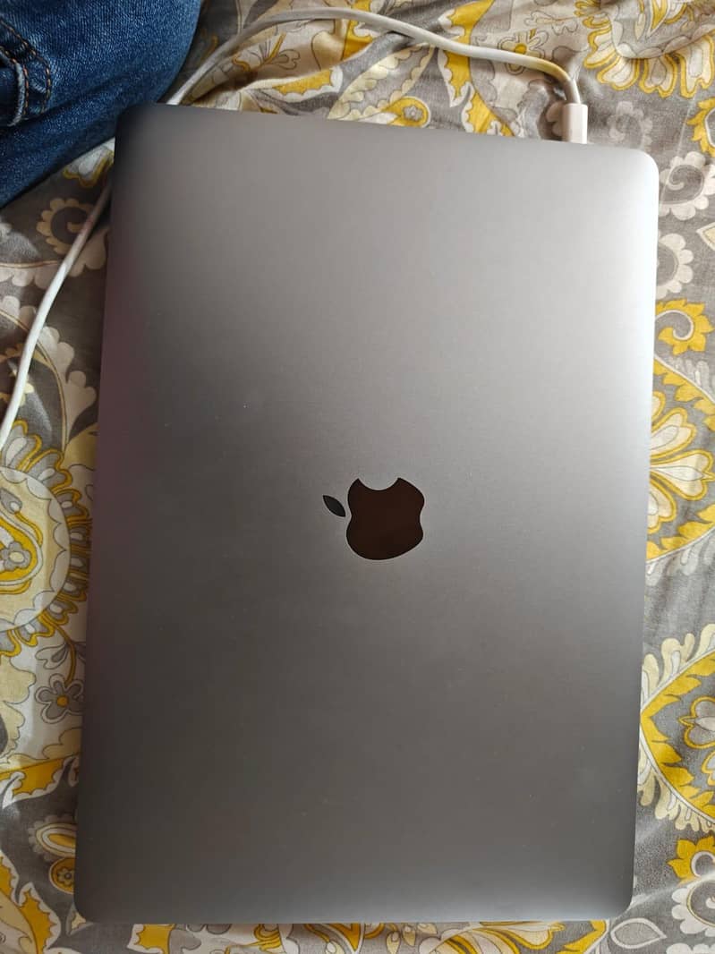 Macbook Pro M2 6