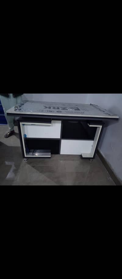 brand new office tables for sale