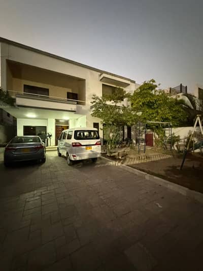 BUNGALOW FOR RENT-500 YARDS