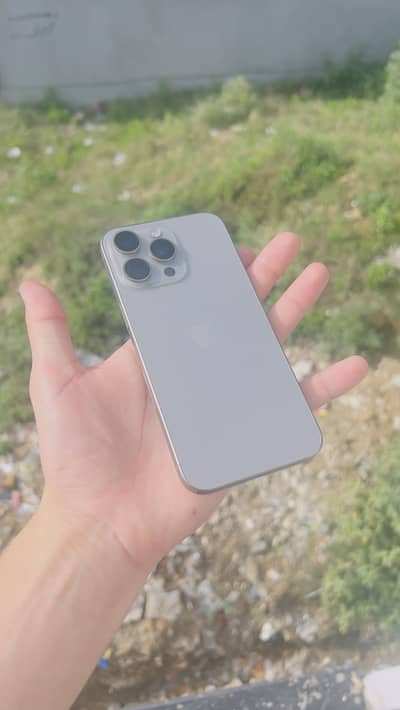 Iphone 15 pro max jv