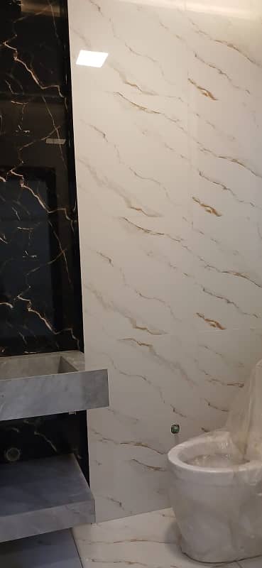 6 MARLA CORNER ULTRA MODERN LUXURY HOUSE FOR SALE IN SOAN GARDEN