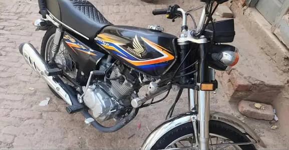Honda CG 125 | Genuine | 2018