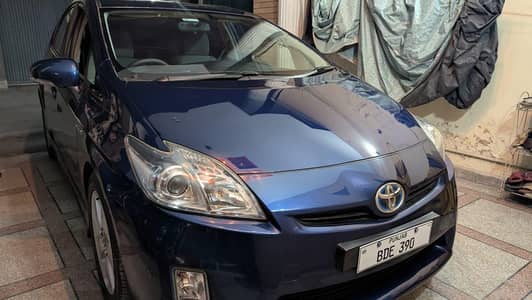 Toyota Prius 1.8 G Touring Selection UK model