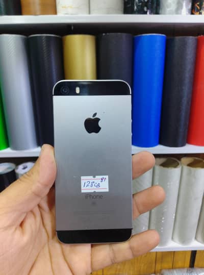 iphone 5se 128gb. non pta all ok hai