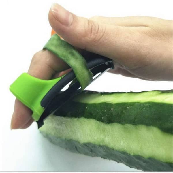 Handheld Vegetable Peeler, Handheld Vegetable Peeler and Fruit Peeler with Comfortable Rubber Handle for Peeling Potatoes & Carrots & Cucumbers