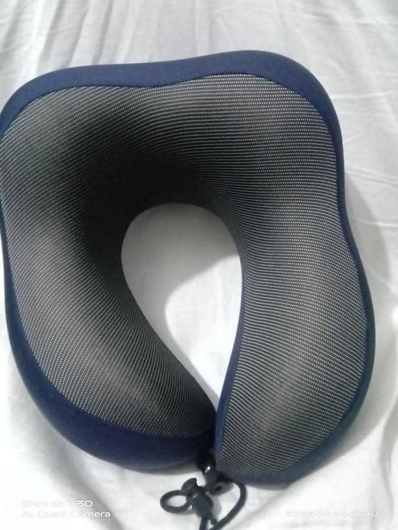 Travel Neck Pillow with Washable Cover — Memory Foam for Comfortable Plane Sleep and Neck Support