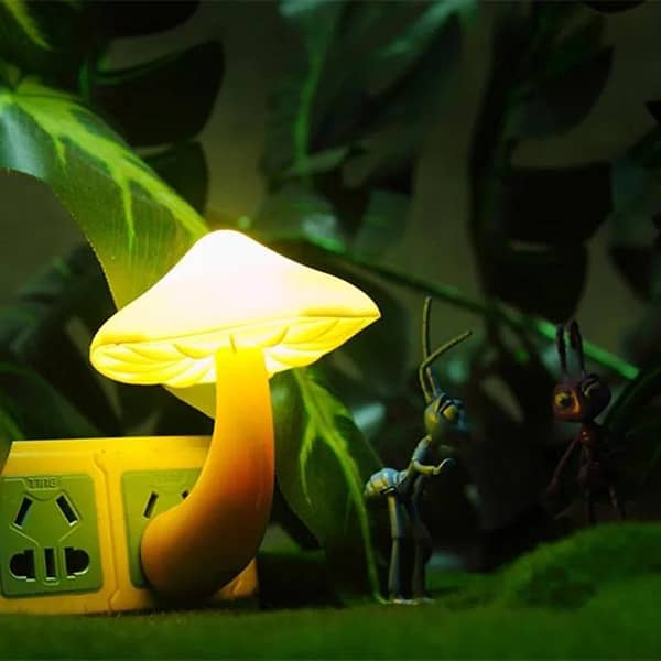 Mushroom Light-Control LED Night Light Socket Lamp for Bedroom and Living Spaces, Yellow