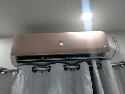 Haier 1.5 Ton Split AC (18,000 BTU) – Good Condition