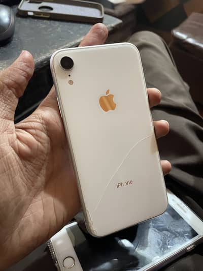 iPhone xr. 64 gb