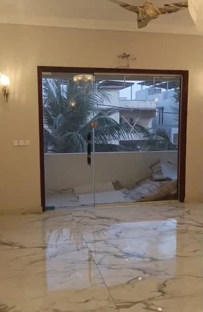 BRAND NEW 500 YARDS FIRST FLOOR PORTION FOR RENT